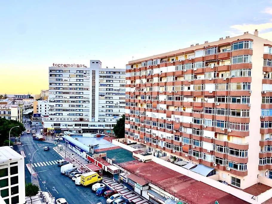 Your Perfect Stay In The Center Of Torremolinos. Spanyolország